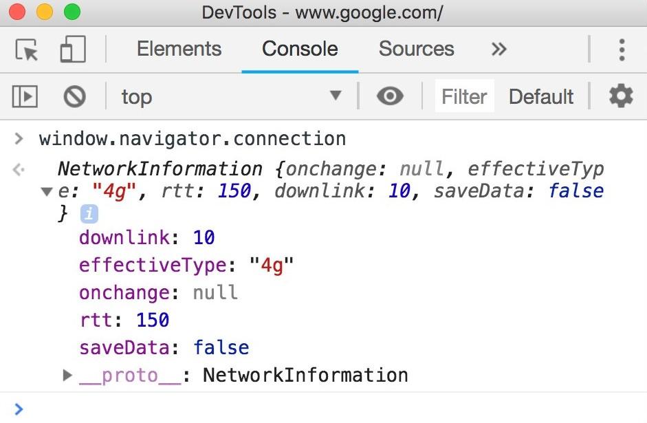 navigator.Connection nesnesinin özelliklerinin değerlerini gösteren Chrome Geliştirici Araçları konsolu
