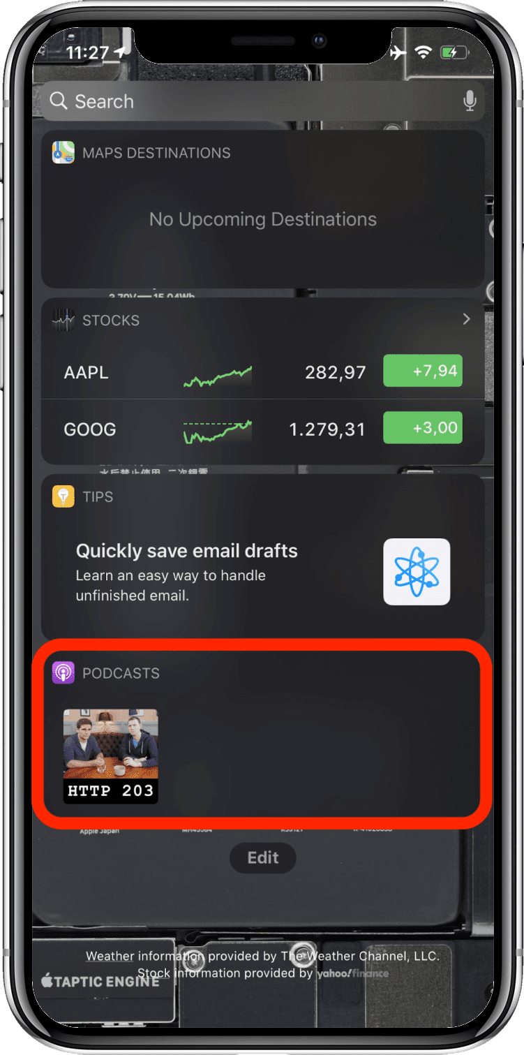 iOS widget 视图，其中显示了“播客”应用建议新的播客分集。