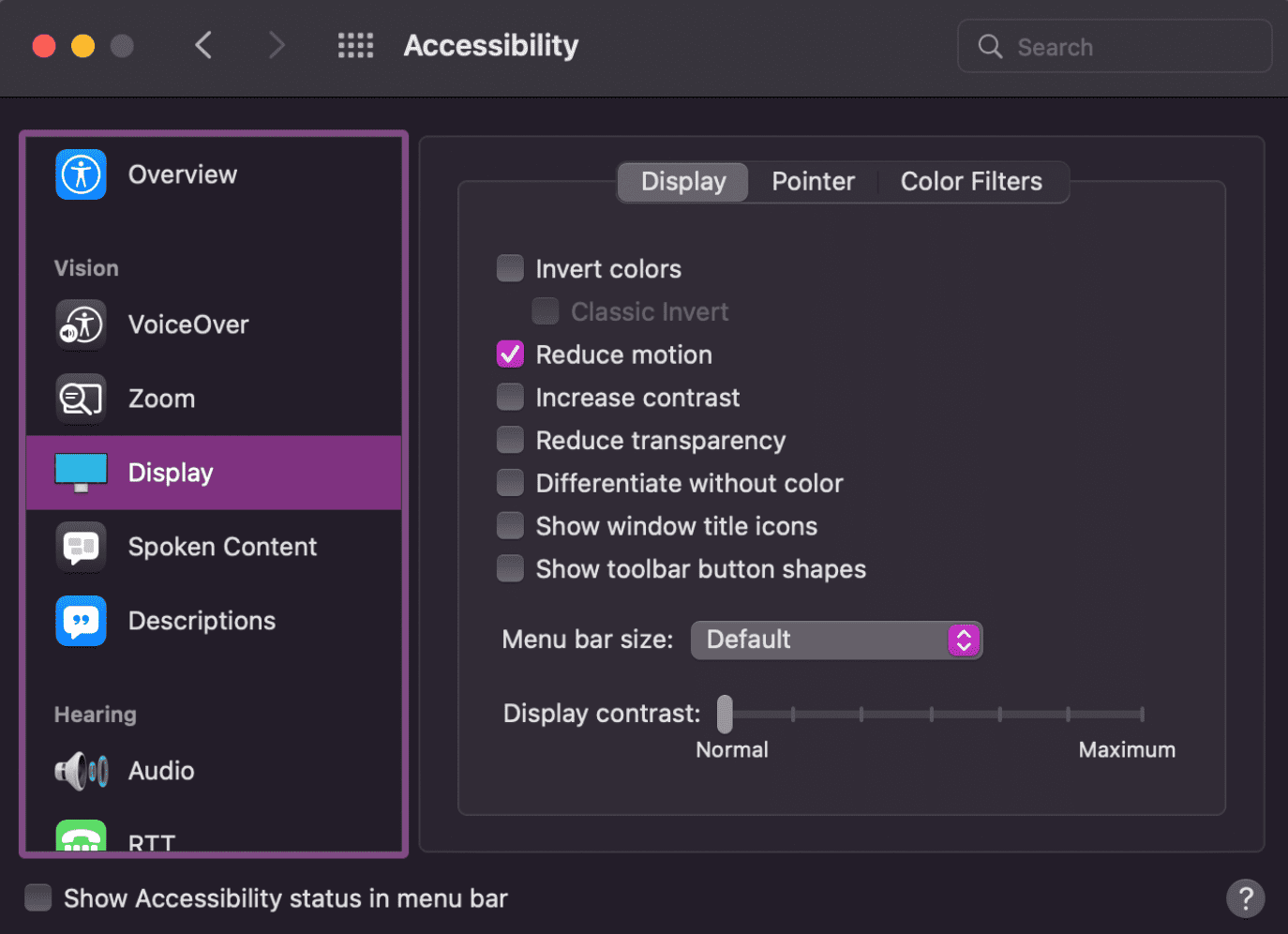 IU de configuración de pantalla de macOS, en la que la función Reducir movimiento está activada